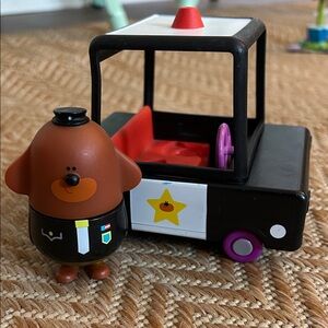 Hey Duggee Police Car